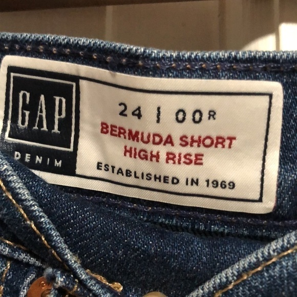 Gap high rise bermuda short size 24 - Picture 4 of 5